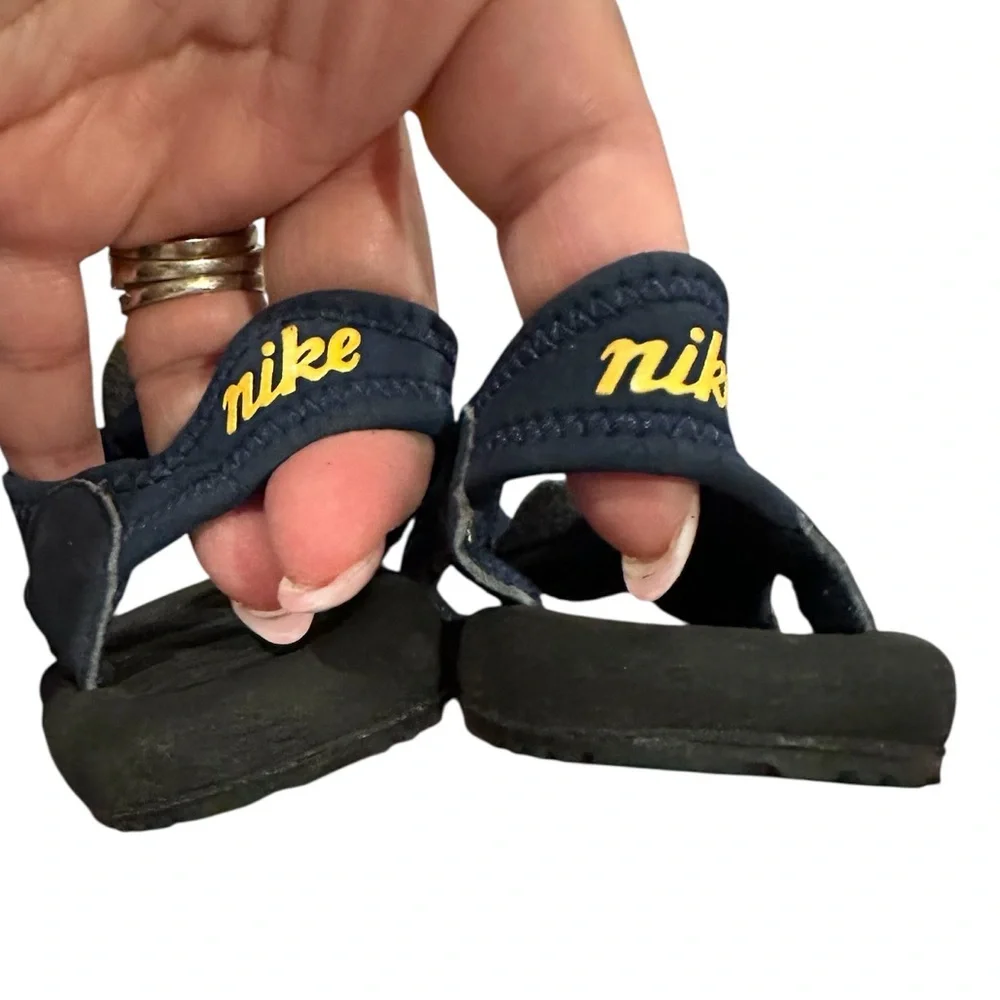 Nike Kids Dark Blue Yellow Swim Swoosh Beach Sandals 6